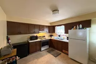 438 St Mary St, Burlington, NJ 08016 - Photo 5