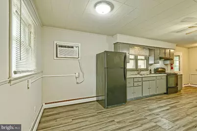 1329 Belgrade Avenue, Burlington, NJ 08016 - Photo 9