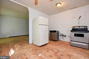 315 Garnet Dr, Burlington, NJ 08016 - Photo 9