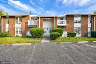 275 Green St, Edgewater Park, NJ 08010 - Photo 1