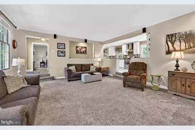 17 Sherwood Drive, Medford, NJ 08055 - Photo 5