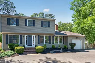 17 Sherwood Dr, Medford, NJ 08055 - Photo 1