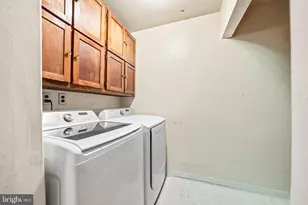 18 E Daisy Ln, Mount Laurel, NJ 08054 - Photo 17