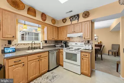 43 Meadowrue Court, Mount Laurel, NJ 08054 - Photo 9