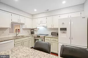 2005A Ferndale Ct, Mount Laurel, NJ 08054 - Photo 7