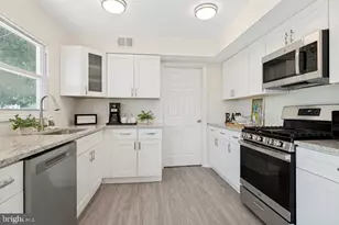 14 Goodwin Ln, Willingboro, NJ 08046 - Photo 7