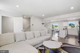 9 Floyd Ave, Beverly, NJ 08010 - Photo 7