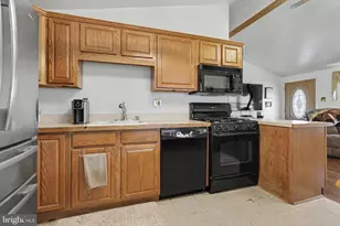 23 Avon Pl, Maple Shade, NJ 08052 - Photo 13