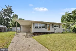 23 Avon Pl, Maple Shade, NJ 08052 - Photo 3