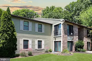 76 W Bluebell Ln, Mount Laurel, NJ 08054 - Photo 1