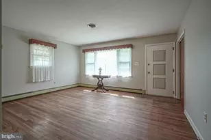 70 Walnut St, Mount Holly, NJ 08060 - Photo 9