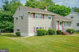 70 Walnut St, Mount Holly, NJ 08060 - Photo 3