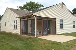 111 Carriage Hill Ct, Mansfield Township, NJ 08022 - Photo 5
