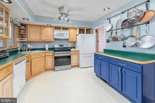 58 Haines Mill Rd, Delran, NJ 08075 - Photo 7