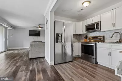 275 Green St. #4M1, Edgewater Park, NJ 08010 - Photo 13