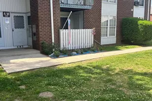 275 Green St, Edgewater Park, NJ 08010 - Photo 1