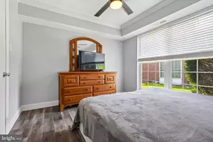 275 Green St, Edgewater Park, NJ 08010 - Photo 5