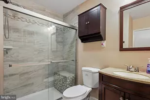 275 Green St, Edgewater Park, NJ 08010 - Photo 3
