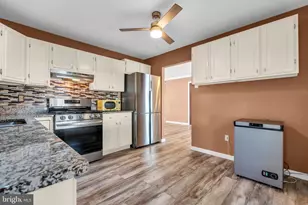 28 Geranium St, Browns Mills, NJ 08015 - Photo 5