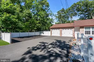 28 Geranium St, Browns Mills, NJ 08015 - Photo 7
