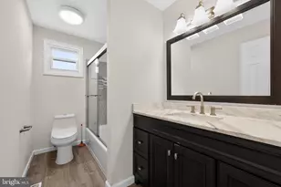 19 Lansberry Dr, Burlington, NJ 08016 - Photo 13