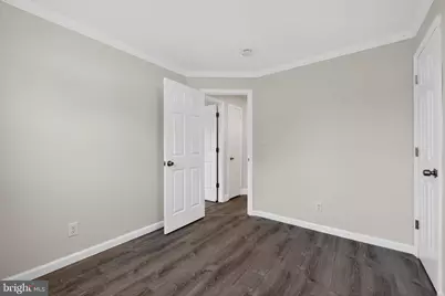 19 Lansberry Drive, Burlington, NJ 08016 - Photo 9