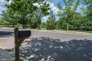 1 Mallard Dr, Mount Laurel, NJ 08054 - Photo 9