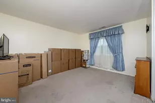 38 E Daisy Ln, Mount Laurel, NJ 08054 - Photo 17