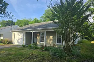 30 Cotherstone Dr, Southampton, NJ 08088 - Photo 1