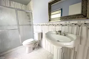 30 Winterberry Ln, Willingboro, NJ 08046 - Photo 17