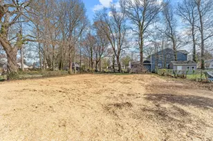 204 E Mill Rd, Maple Shade, NJ 08052 - Photo 25