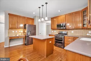 68 Hillside Ln, Mount Laurel, NJ 08054 - Photo 9