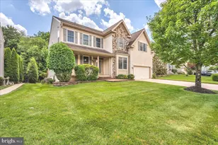 68 Hillside Ln, Mount Laurel, NJ 08054 - Photo 1
