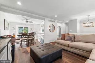 16 Peachtree Ln, Burlington, NJ 08016 - Photo 5
