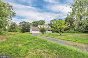 2480 Monmouth Rd, Jobstown, NJ 08041 - Photo 3