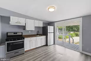24 W Monroe St, Mount Holly, NJ 08060 - Photo 11