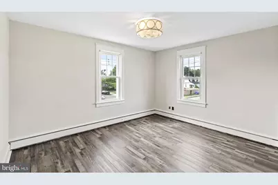 573 Chelton Avenue, Burlington, NJ 08016 - Photo 11