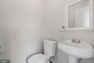 573 Chelton Ave, Burlington, NJ 08016 - Photo 17