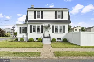 573 Chelton Ave, Burlington, NJ 08016 - Photo 1