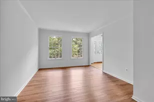 32 Constitution Dr, Southampton, NJ 08088 - Photo 9