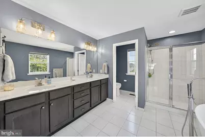 18 Quaker Court, Hainesport, NJ 08036 - Photo 17