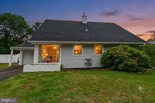 16 Bently Ln, Willingboro, NJ 08046 - Photo 1