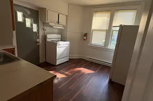 402 Cinnaminson Ave, Palmyra, NJ 08065 - Photo 3