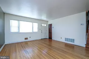 521 Smith Ln, Mount Holly, NJ 08060 - Photo 3