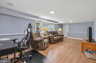 807 Drexel Ave, Delran, NJ 08075 - Photo 13