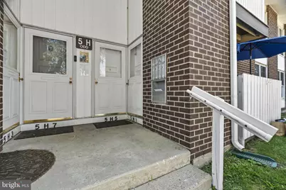275 Green Street #5H1, Beverly, NJ 08010 - Photo 1