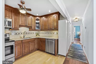 275 Green Street #5H1, Beverly, NJ 08010 - Photo 3