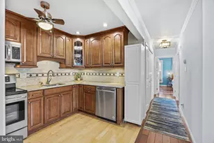 275 Green St, Beverly, NJ 08010 - Photo 3