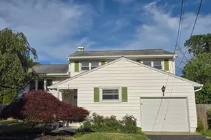 9 Thorntown Ln, Bordentown, NJ 08505 - Photo 1