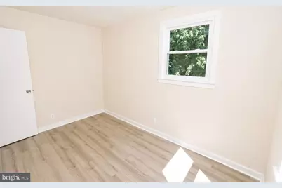 111 Barclay Street, Burlington, NJ 08016 - Photo 11
